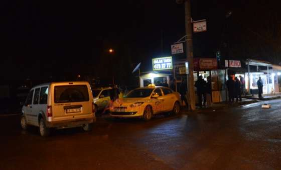 Yoldan Geçen Araca Mermi