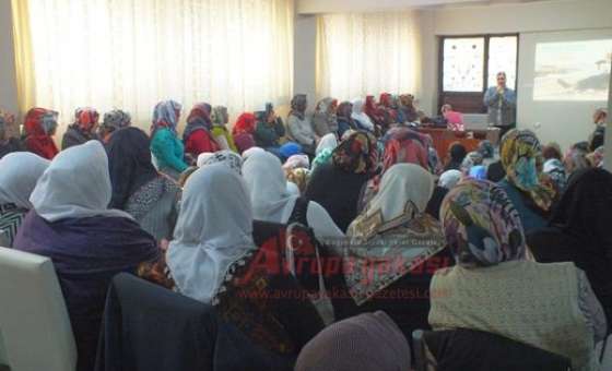 Çorlu`da Kanserle Mücadele Seminerleri Devam Ediyor