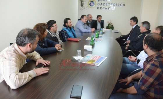 Efe Müdür'den Çorlu Gazeteciler Derneği'ne Ziyaret