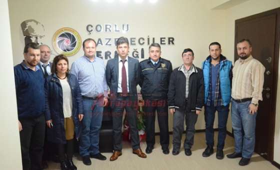 Efe Müdür'den Çorlu Gazeteciler Derneği'ne Ziyaret