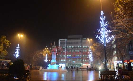Çorlu Belediyesi Cadde Ve Meydanları Işıl Işıl Yaptı