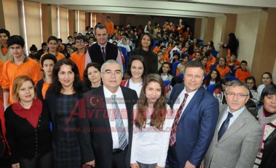 Başkan Baysan Pinhas Ortaokulu Öğrencileriyle Buluştu
