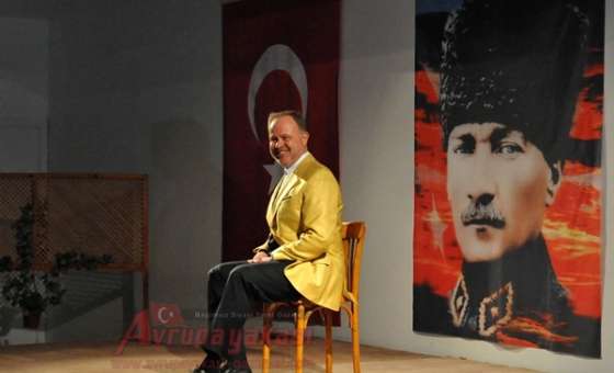Çorlulu Sanatçı Bayraktar`dan En Özel Gösteri