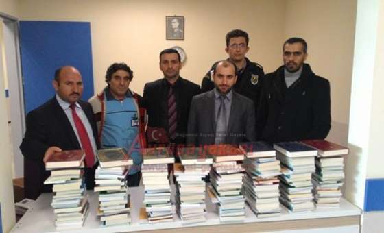 Çorlu Müftülüğü Devlet Hastanesinde Kitap Dağıttı