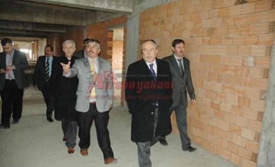 Çorlu Anadolu İmam Hatip Lisesi`nin Yeni Binası Hızla Yükseliyor
