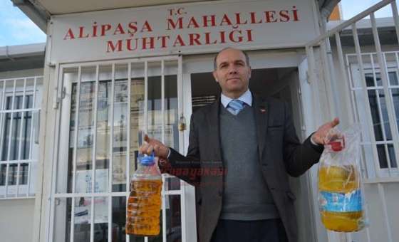 Bu Mahallenin Atık Yağları Muhtarlıkta Toplanıyor