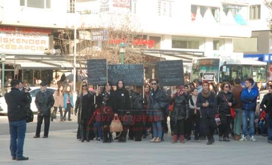 Çorlu`da Kadınlardan Özgecan Eylemi