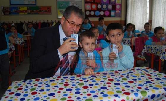 Çorlu'da Okul Sütü Dağıtımı Gerçekleştirildi