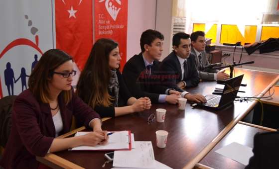 Sosyal Hizmet Merkezinden Öğretmenlere Bilgilendirme