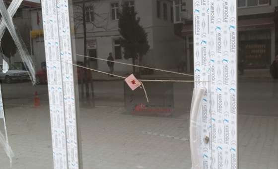 Kaçak Dükkan Mühürlendi