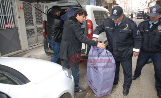 Çorlu Kom Ekipleri Kaçak Sigara Ele Geçirdi