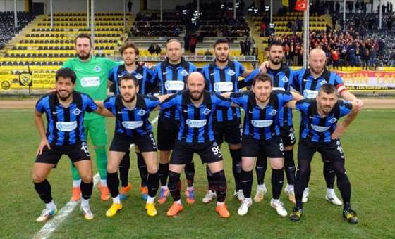 Çorlu Gençlerbirliğispor Zirve Takibini Sürdürdü