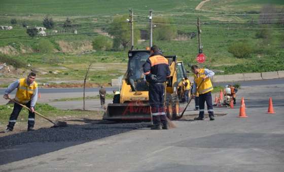 Çorlu Belediyesi Asfalt Sezonunu Açtı
