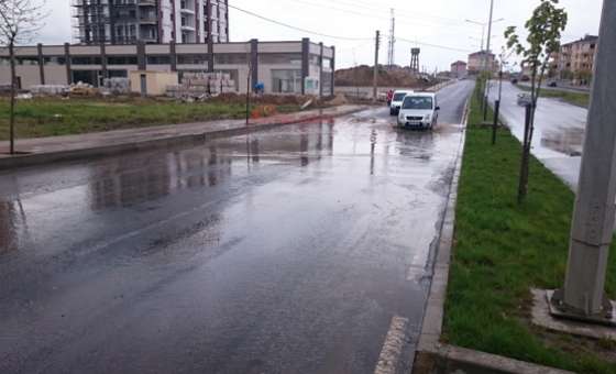 Her Yağmurda Aynı Manzara