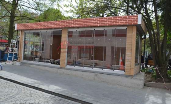 Ayakkabı Boyacılarına Modern Lostra Salonu