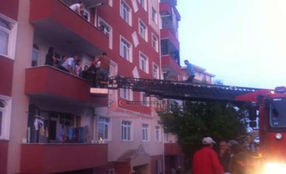 Kazan Dairesinde Çıkan Yangın Korkuttu