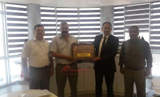 Filli Boya Ve Akın Boya`dan Eğitime Destek