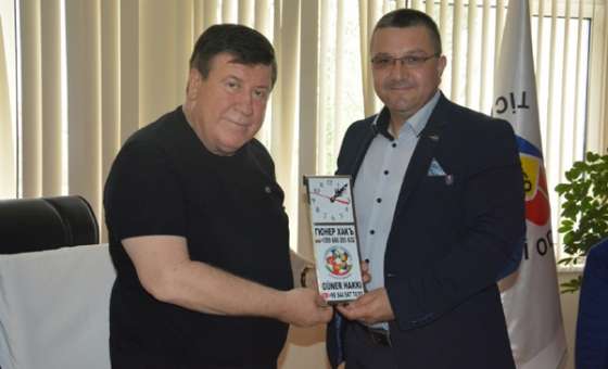 Tunahan Derneği Başkanı Hakkı`dan Başkan Sülün`e Ziyaret