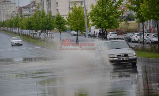 Hep Aynı Manzara