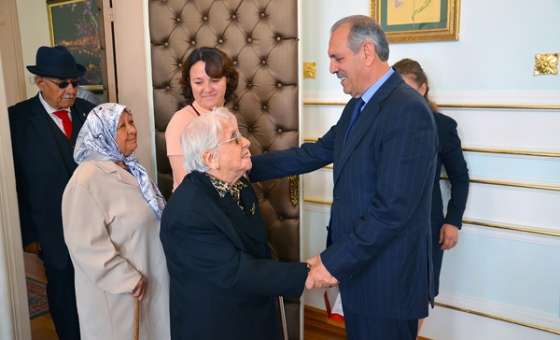 Çorlu Huzurevi Sakinlerinden Vali Salihoğlu`na Ziyaret