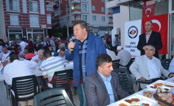 Çorlu Tso Aşevinde İftar Yemeği Verdi