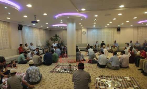 Ruba Vakfından İftar Programı