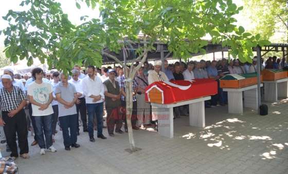 Eski Vekil Ali Rıfkı Atasever Toprağa Verildi