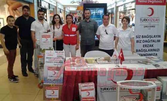 Kızılay Erzak Yardımlarını Toplamaya Devam Ediyor