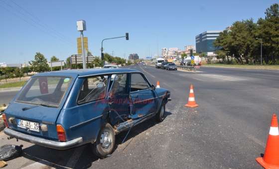 Aynı Kavşak Yine Kaza 