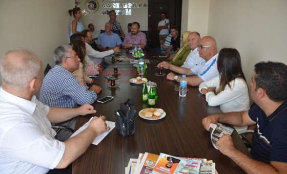 Milletvekilleri Yel Ve Doğan'dan Gazeteciler Derneği'ne Ziyaret