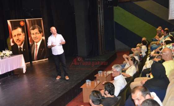 Ak Parti 14. Yaşını Kutladı 
