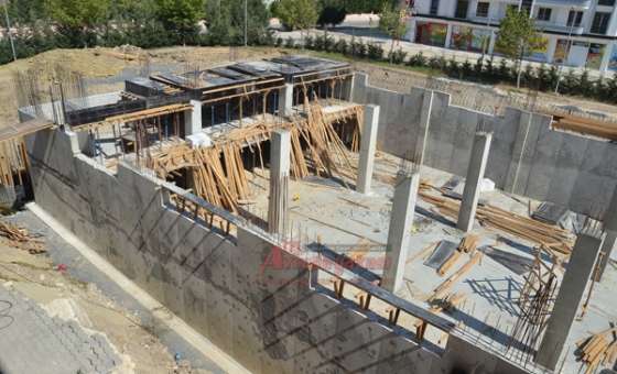 Pinhas Ortaokulu Spor Salonu Hayırseverlerin Yardımını Bekliyor