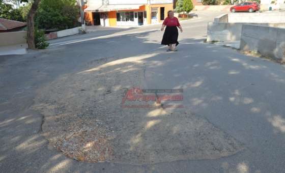 Bozuk Yollar İsyan Ettiriyor