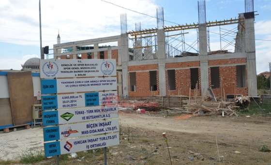 Çok Amaçlı Salon Süresinde Tamamlanamıyor