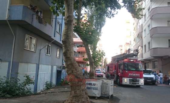 Çorlu`da Asansör Yangını 1 Yaralı
