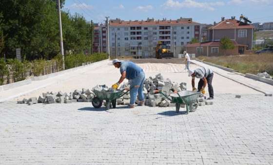 Marmaracık Mahallesinde Kilit Parke Çalışmaları