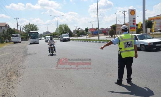 Trafik Polisleri Uygulamaları Sıklaştırdı