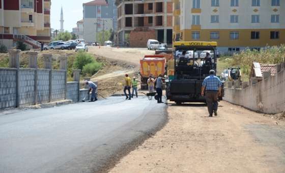 Çorlu Belediyesi`nden Nusratiye Ve Zafer Mahallelerine Asfalt