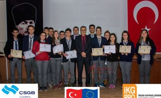 Ulusal Ajans Projesine Katılan Öğrencilere Sertifikaları Verildi