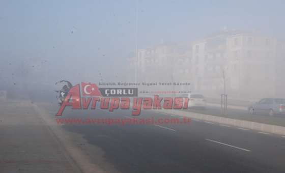 Çorlu`da Sis Etkili Oldu