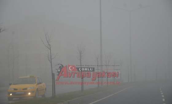Çorlu`da Sis Etkili Oldu 