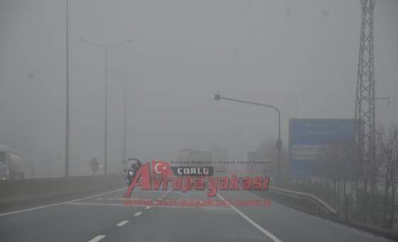 Çorlu`da Sis Etkili Oldu 