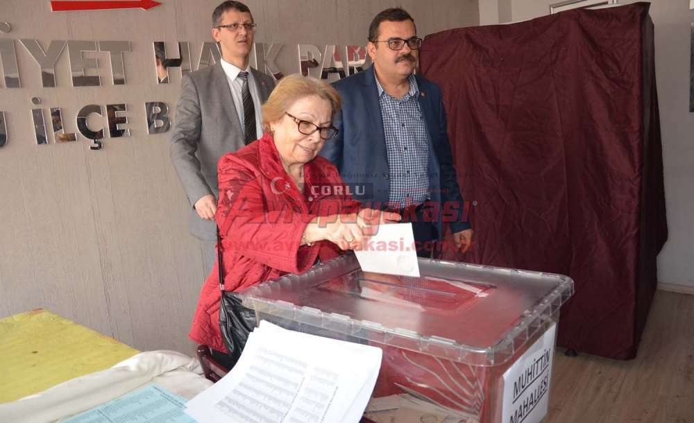 Chp'de Delege Seçimleri Sürüyor