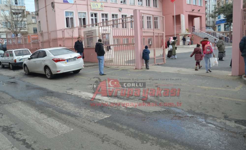 Öğrenciler İsyan Etti