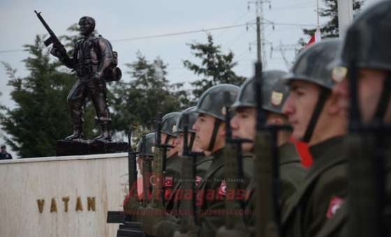 Çorlu Şehitliği'nde Duygu Yüklü Tören