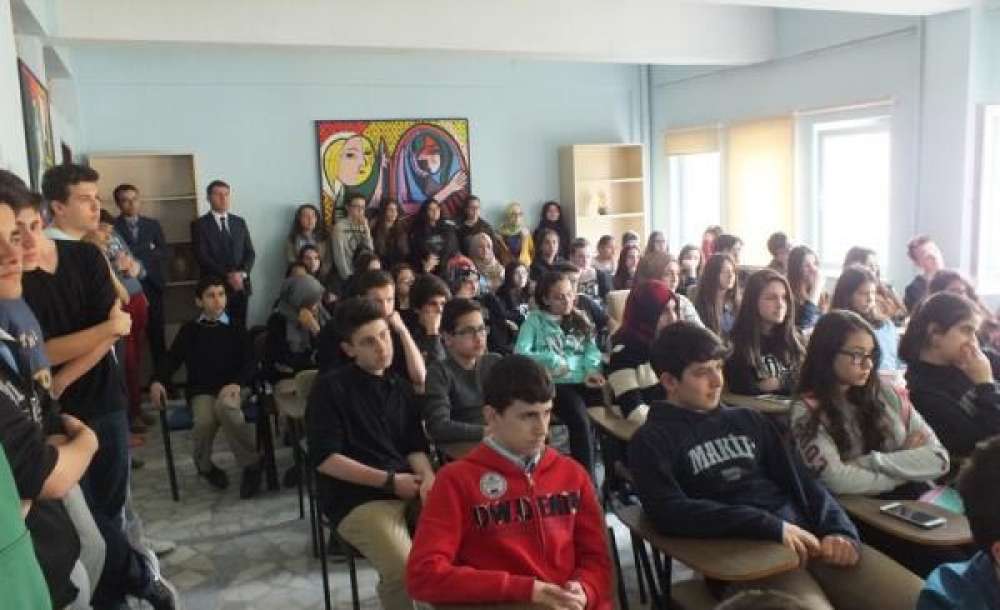  Kur`an Hayat Olsun Projesi Mehmet Akif Ersoy Anadolu Lisesi`nde Tanıtıldı