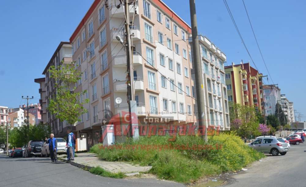 Kaldırımlar Yarım Yamalak
