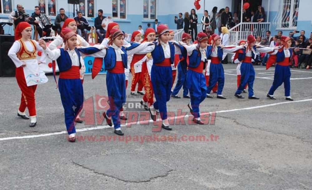 23 Nisan Gazi İlkokulu`nda Kutlandı
