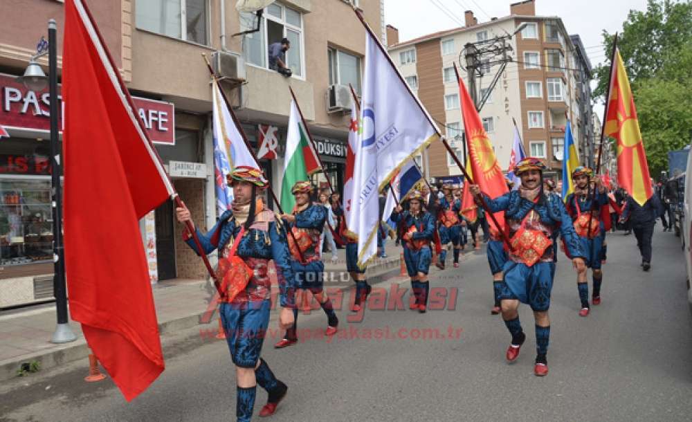  Çocuklara Görkemli Festival