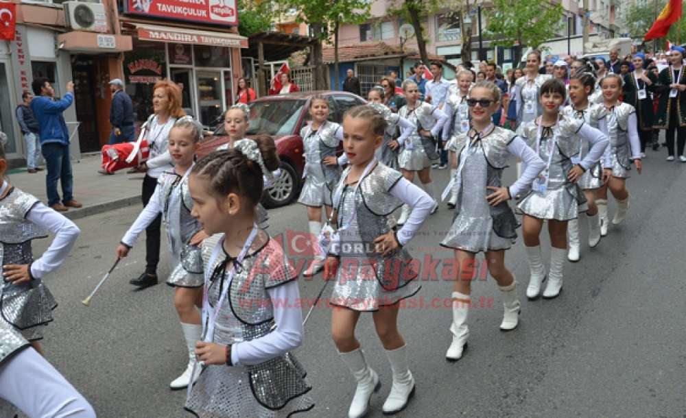  Çocuklara Görkemli Festival